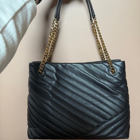Tory Burch Kira Chevron Tote Bag Black Leather & Gold Hardware NWT - Picture 6 of 12